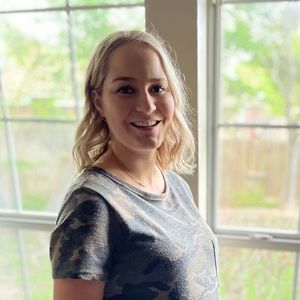 Meet your Posher, Emily